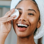 woman doing skincare